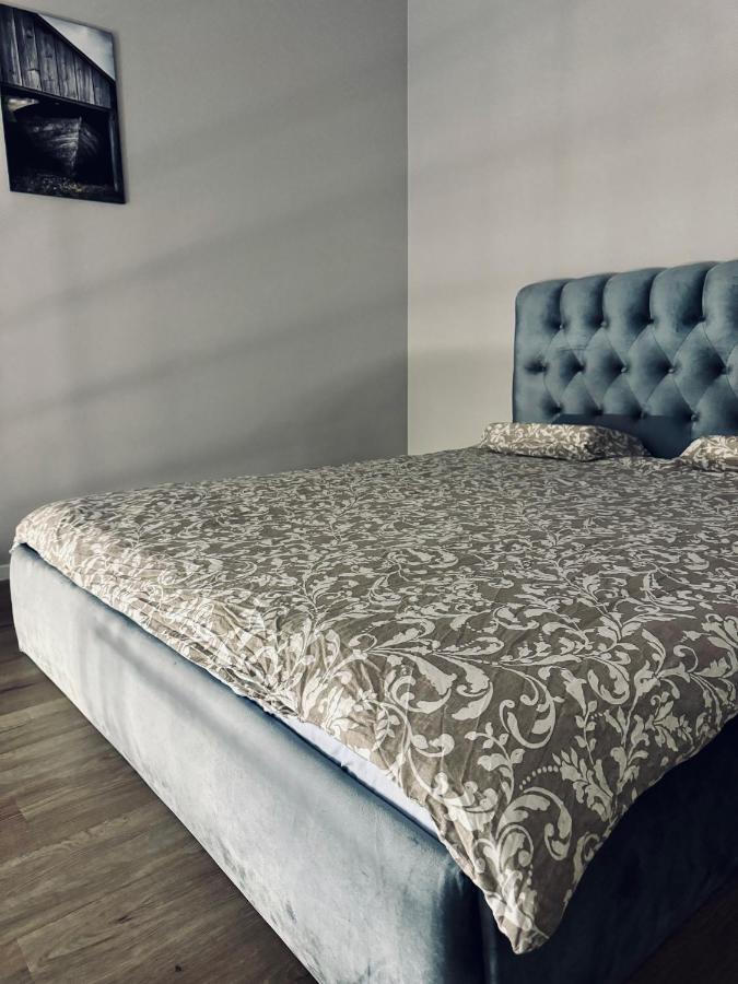 Aj Chocolate Vilnius Hotel Екстериор снимка